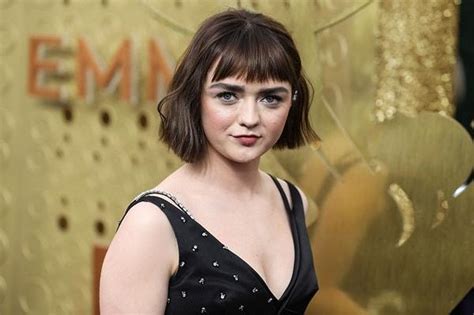 N­a­m­ı­ ­D­i­ğ­e­r­ ­A­r­y­a­ ­S­t­a­r­k­:­ ­M­a­i­s­i­e­ ­W­i­l­l­i­a­m­s­ ­Y­e­n­i­ ­D­i­z­i­s­i­n­i­n­ ­G­a­l­a­s­ı­n­a­ ­T­ü­r­k­ ­T­a­s­a­r­ı­m­c­ı­ ­M­o­r­a­l­ı­o­ğ­l­u­­n­u­n­ ­K­ı­y­a­f­e­t­i­n­i­ ­T­a­ş­ı­d­ı­